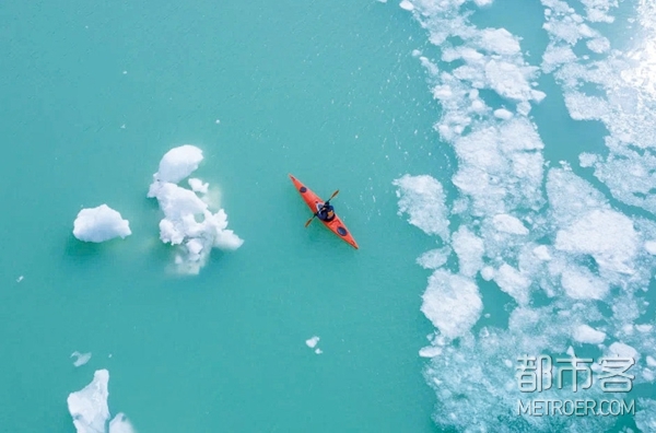 EcoLux智行会便将新西兰皮划艇项目引入西藏雪山脚下的高原湖